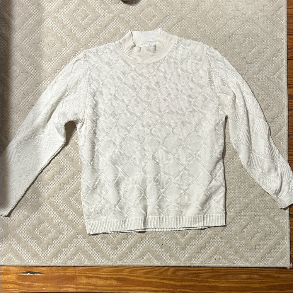 Alfred Dunner Women's Cream Crewneck Sweater